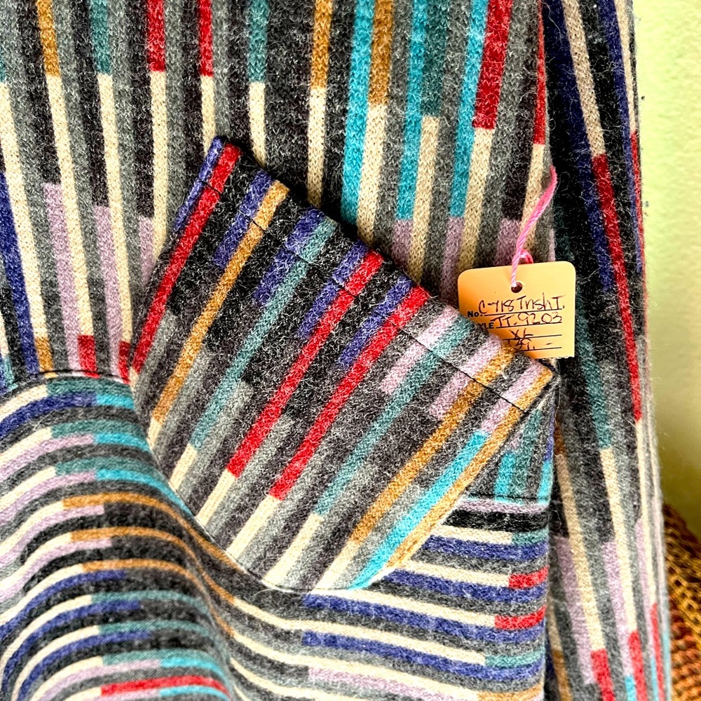 Great little Trisha Tyler Jacket in super soft Marino wool.  NWT